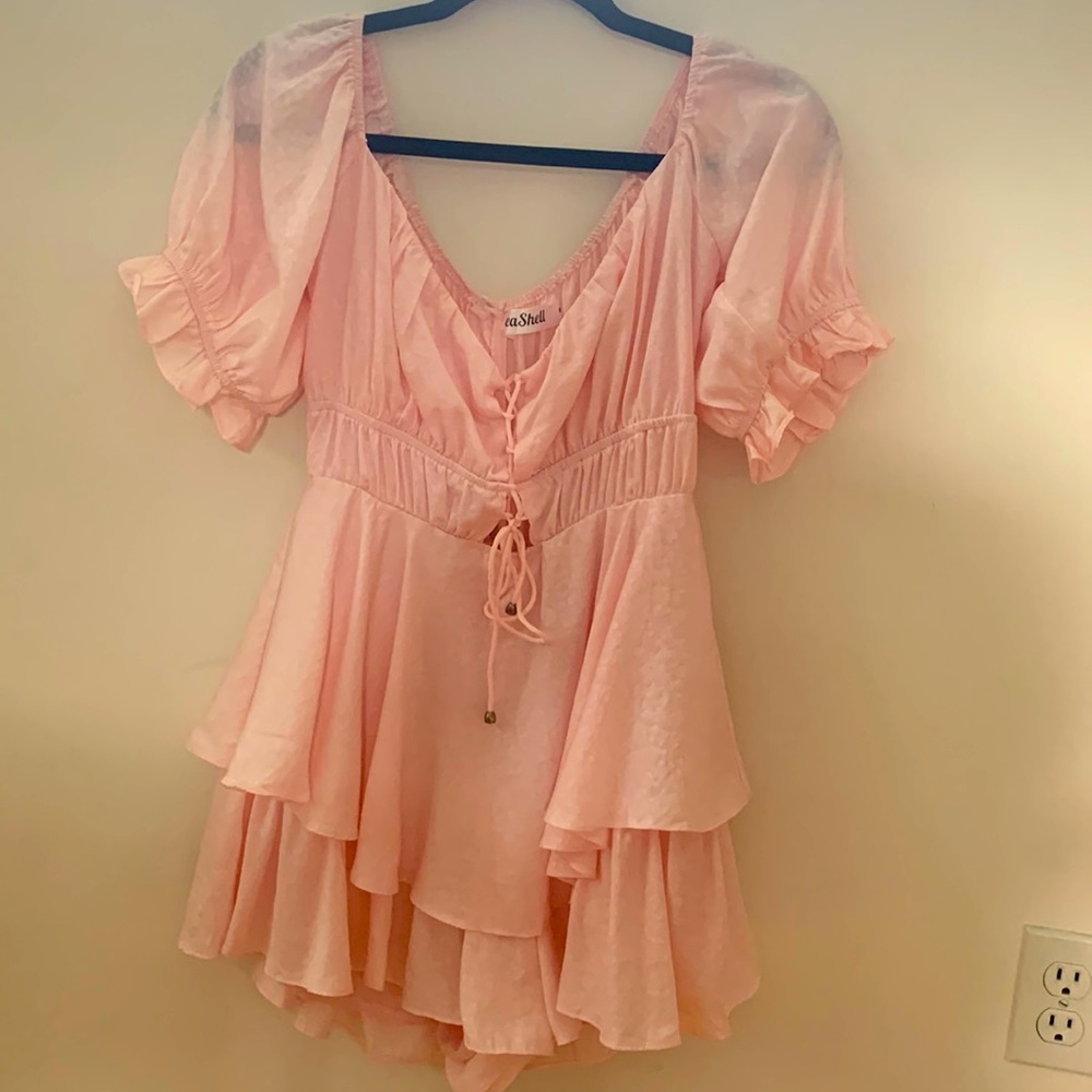 Boutique SeaShell light pink mini dress size M fits size 2-4.